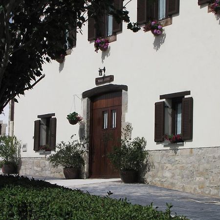 Hostal Rural Huartearena Iza Cameră foto